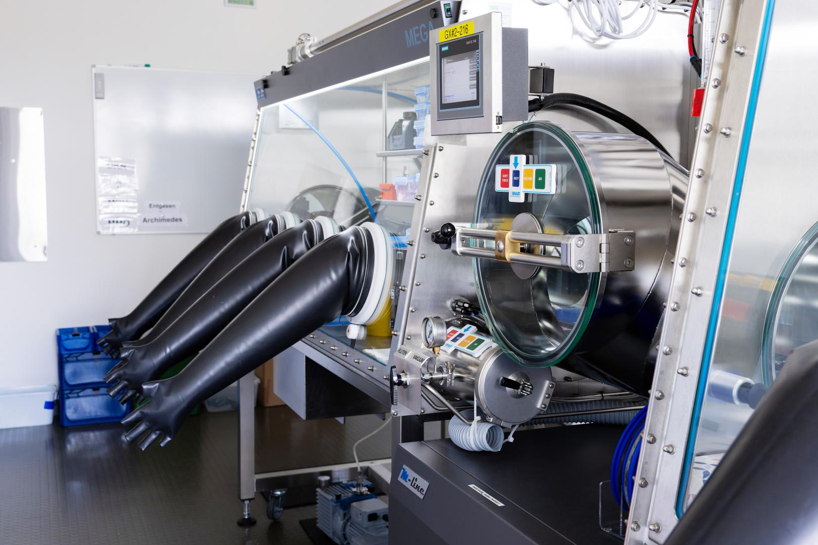 E-lyte_Glovebox